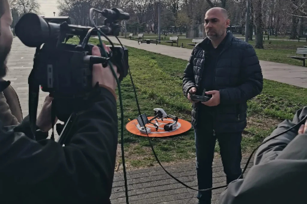Dron tehnologija u Srbiji predstavljena u emisiji na RTS-u kroz iskustva pilota i instruktora