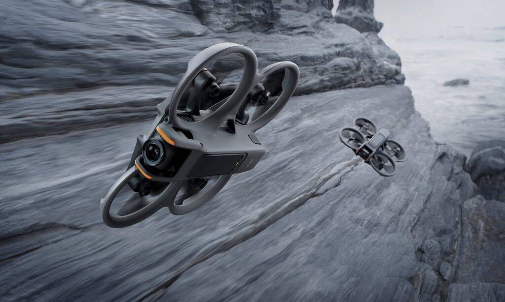 DJI Avata 2 FPV dron tokom leta – idealan za snimanje i obuku pilota
