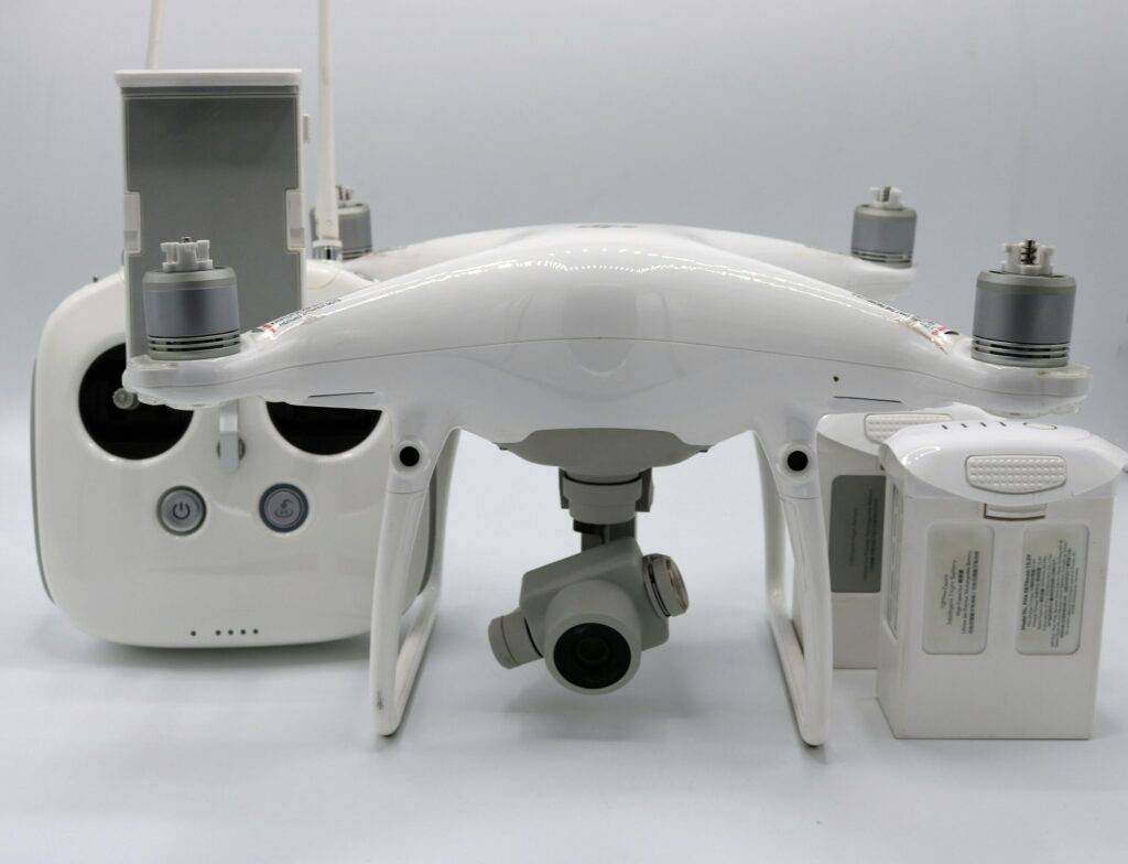 Zarada sa DJI Phantom 4 Pro – obuka za dron pilota i najnovije dron vesti