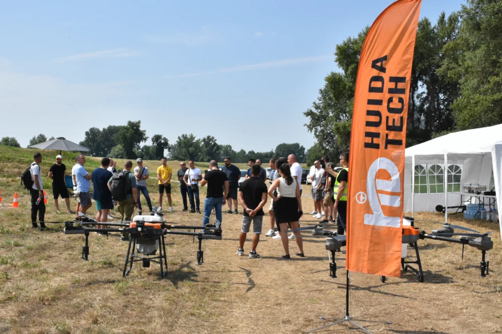 Drugi Lomingo skup dron pilota prikazuje druženje i razmenu iskustava dron pilota iz regiona