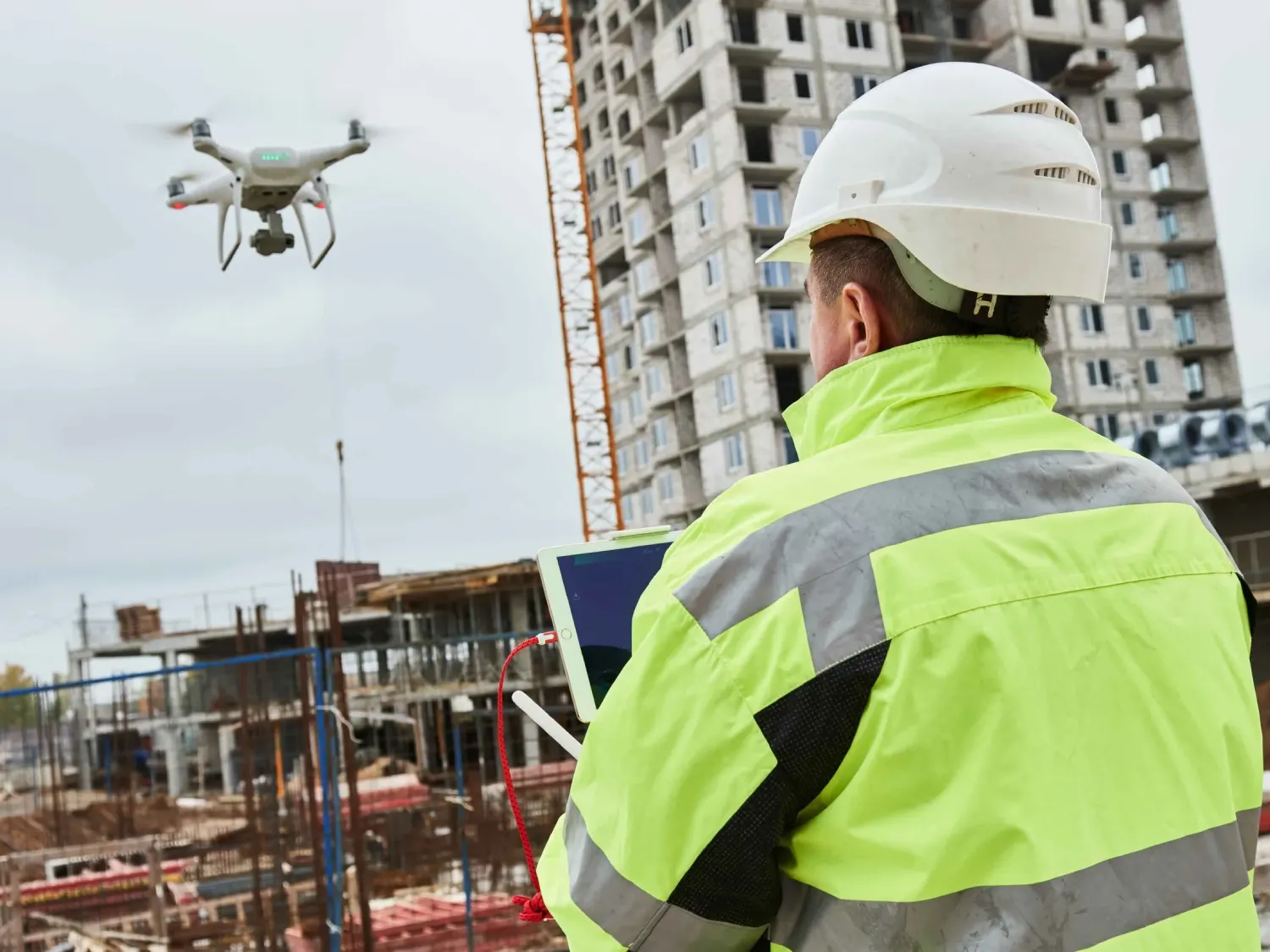 Dron usluge inspekcije objekata za brz, precizan i siguran pregled teško dostupnih dijelova konstrukcija