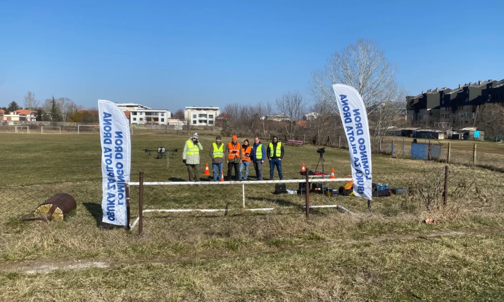 Kako izabrati školu za obuku pilota dronova zavisi od akreditacije, iskustva instruktora i prakse.
