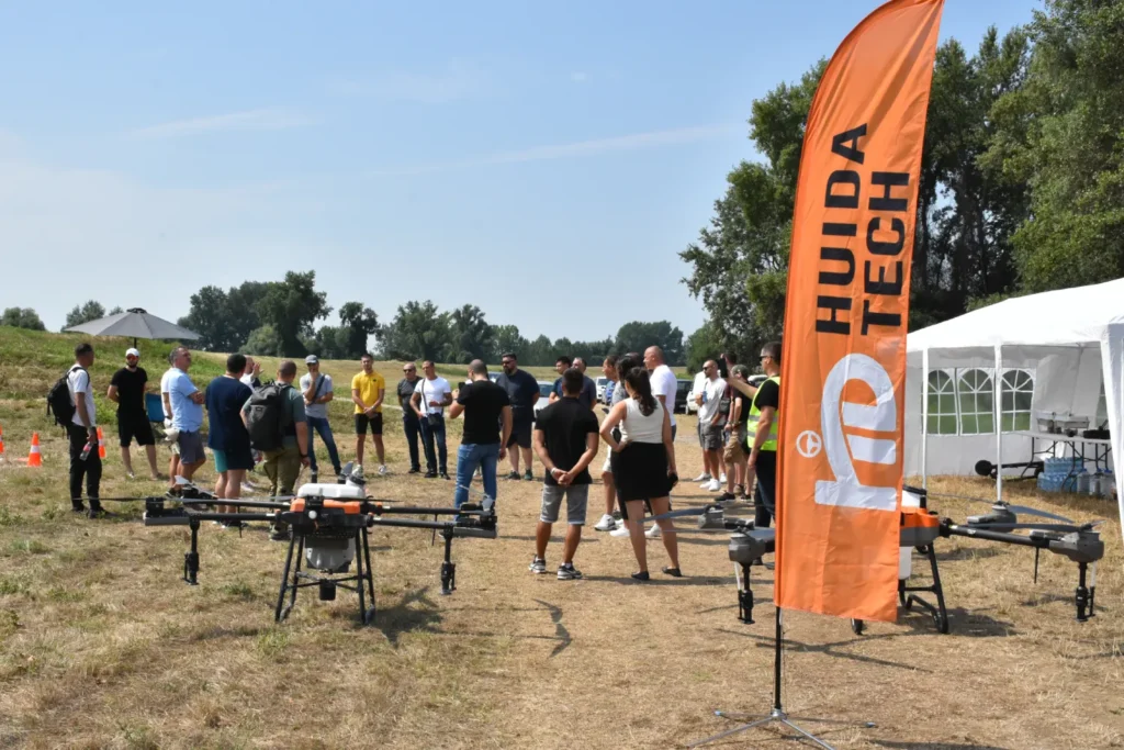 Drugi Lomingo skup dron pilota prikazuje druženje i razmenu iskustava dron pilota iz regiona