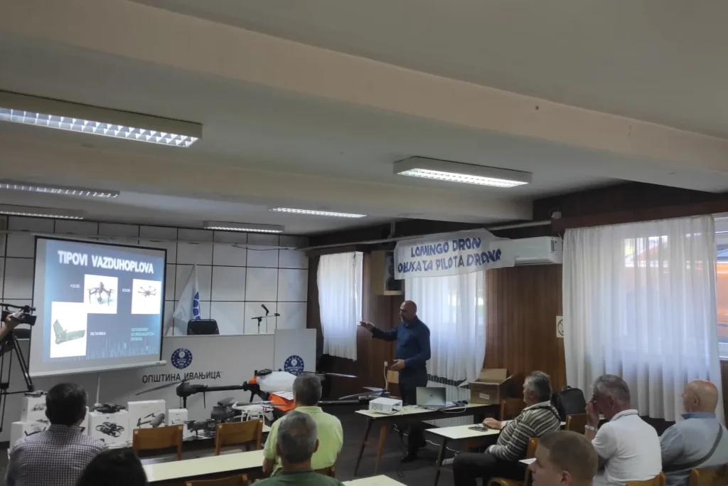 Prezentacija dron tehnologije u Ivanjici prikazuje tim Lomingo International tokom demonstracije naprednih dron sistema.