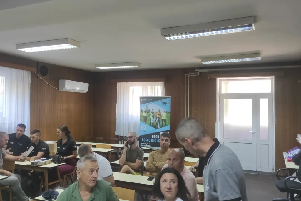 Prezentacija dron tehnologije u Ivanjici prikazuje upotrebu dronova sa 4K kamerama i termalnim senzorima.